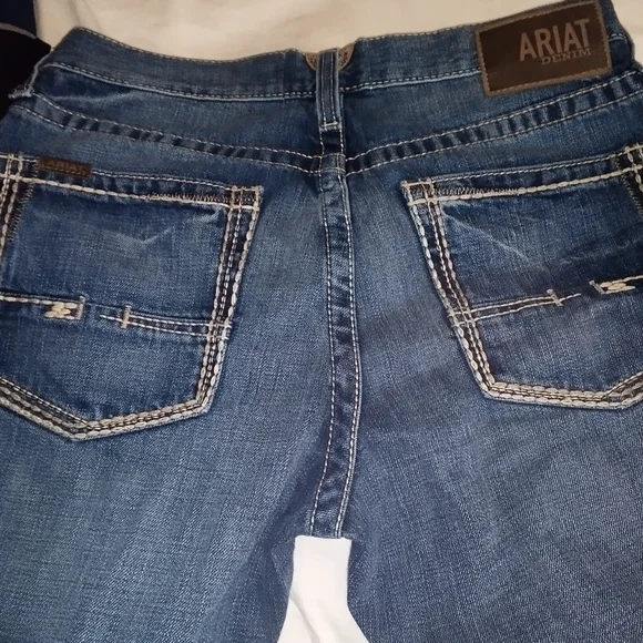 Men's Ariat jeans